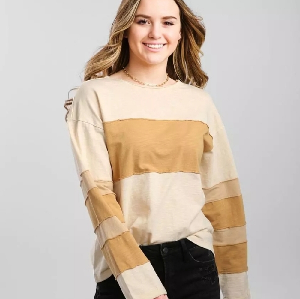Gilded Intent Pieced Varsity Top Size XL. Excellent condition!